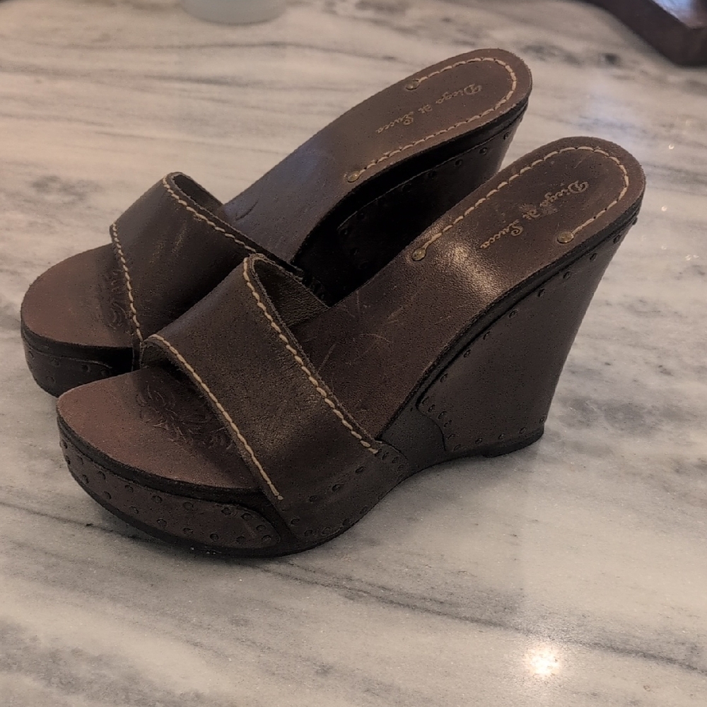 Elegant Brown Wedge Sandals